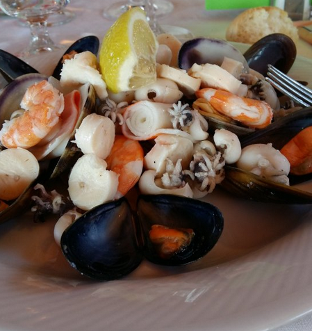 Piatto con Frutti di Mare